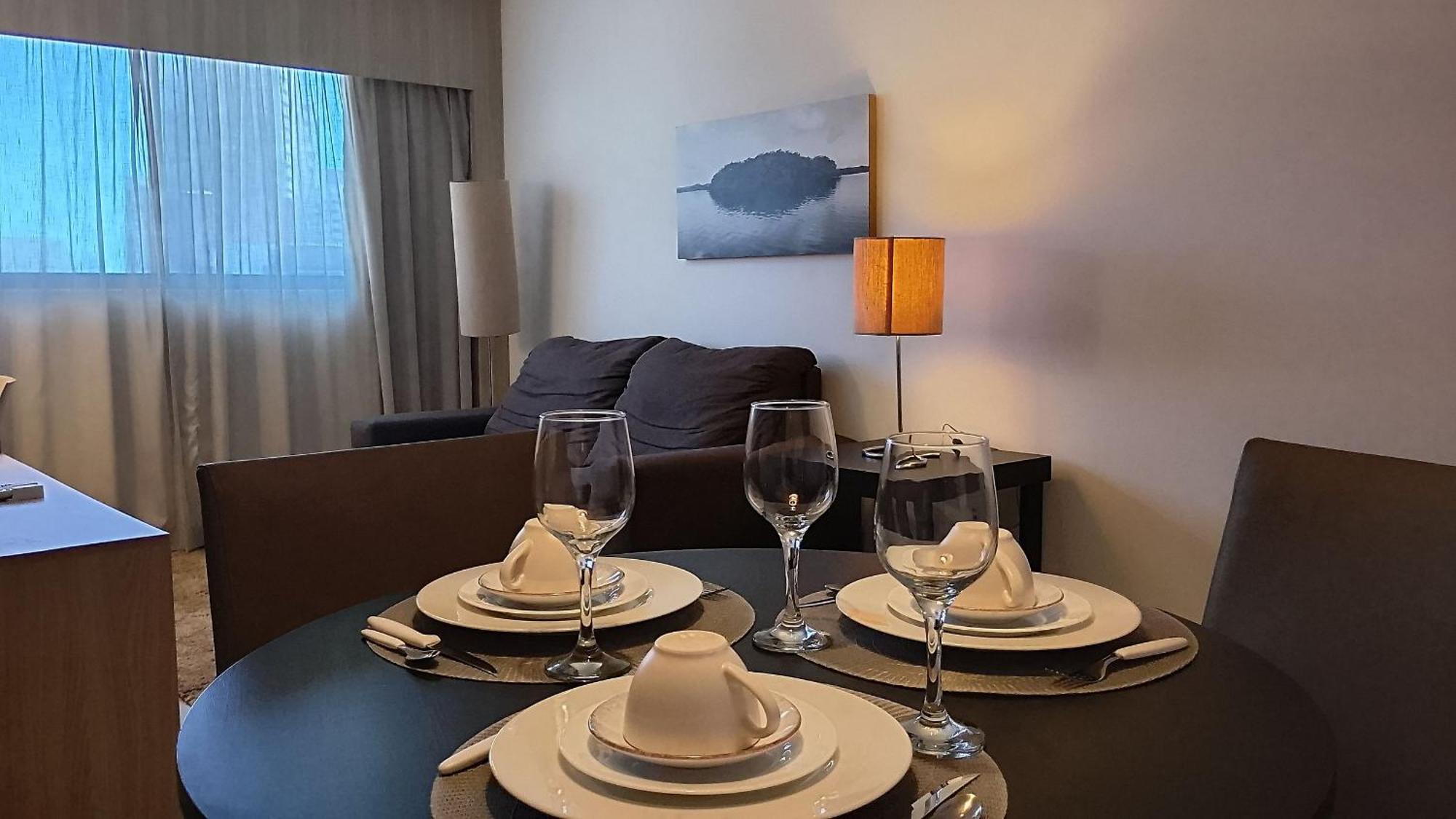 Flats Class Convention Por Yolo Apartment